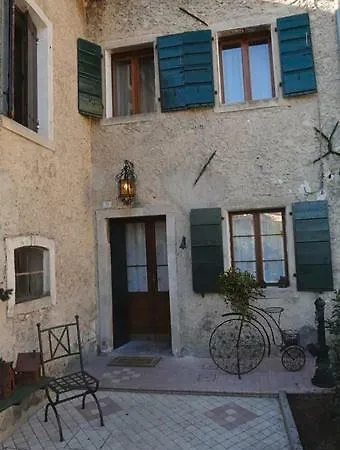 Casetta Al Ponte Dom wakacyjny *